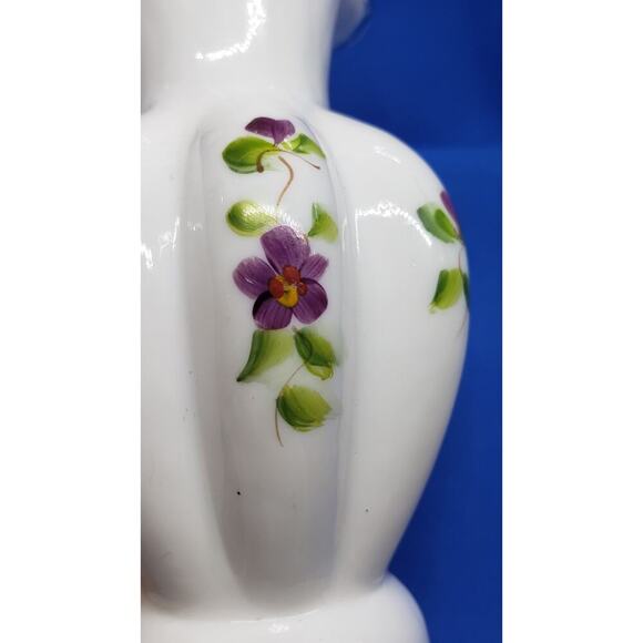 Vintage Fenton Vase Hand Painted Floral Ruffled Edge 7" Art Glass Violets - Picture 3 of 9